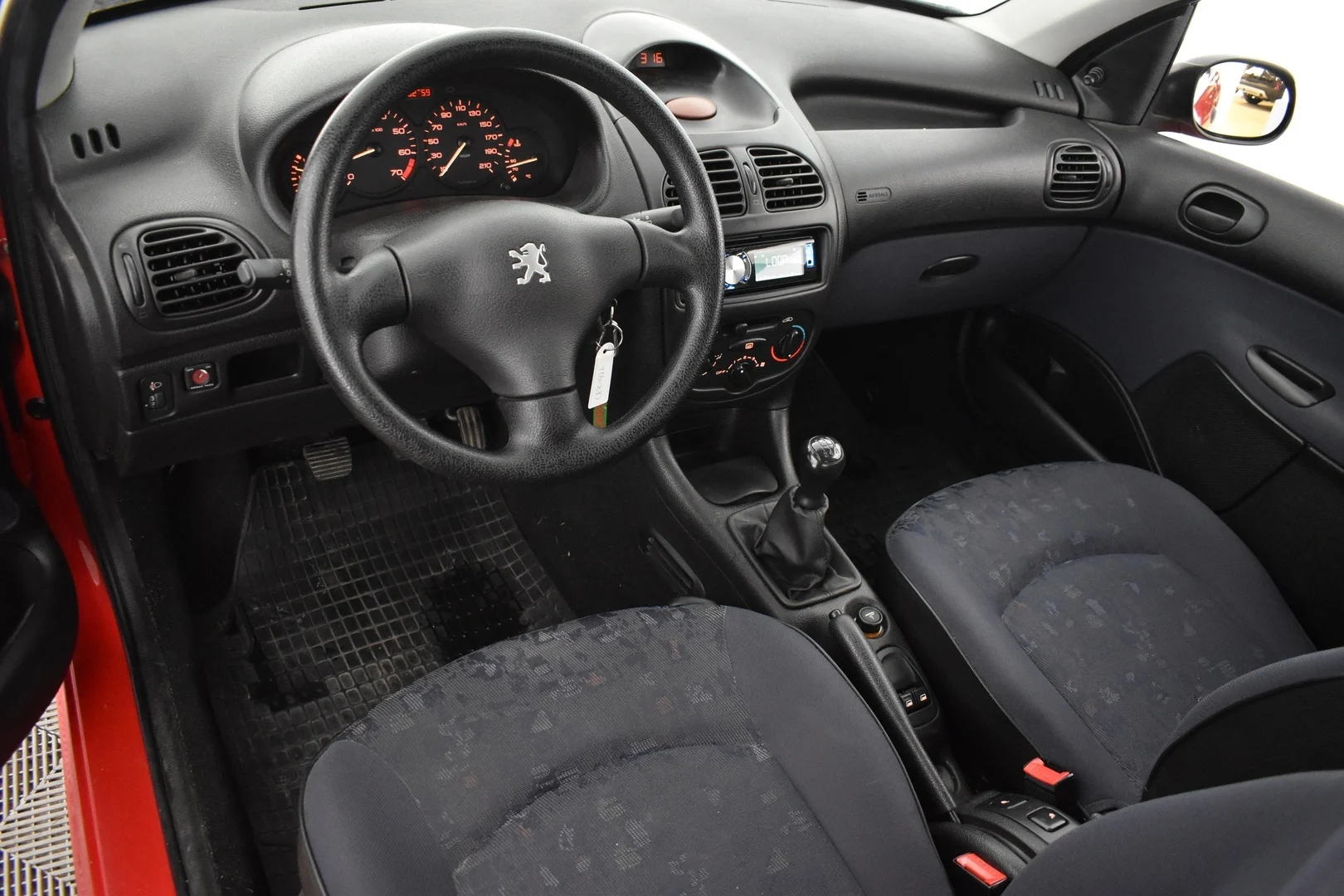Car Image - 4B1K01U56yMe4AJMnQdaV9