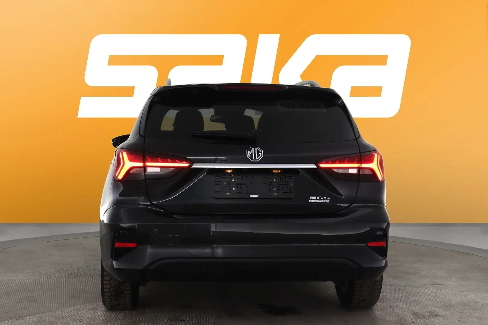 Car Image - 3Bz8rQ2A20Y0JKMFEn4WkH