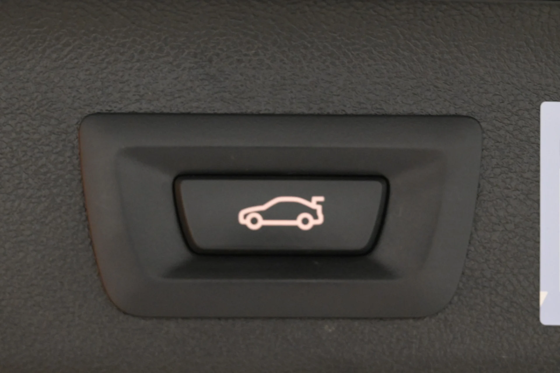 Car Image - Gf9VgdRJ48STAzgiwiKXp