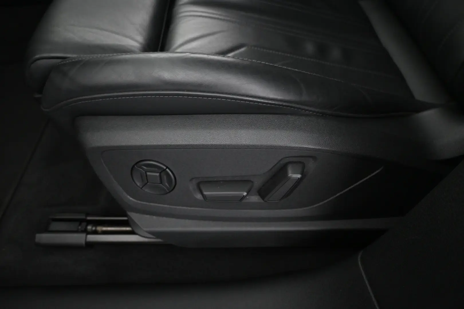 Car Image - 73ulYb4ESSIG8YWBVABvop
