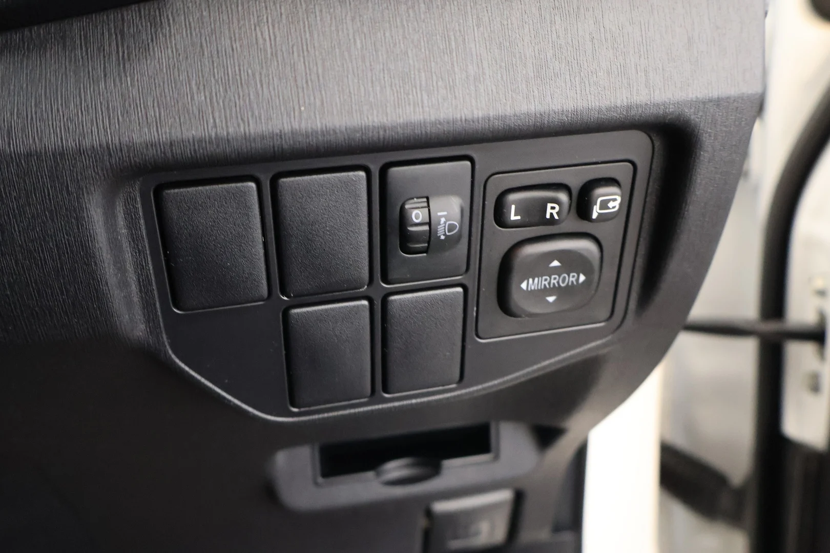 Car Image - 4QGImfhPcrxUmYoqXGYtGv