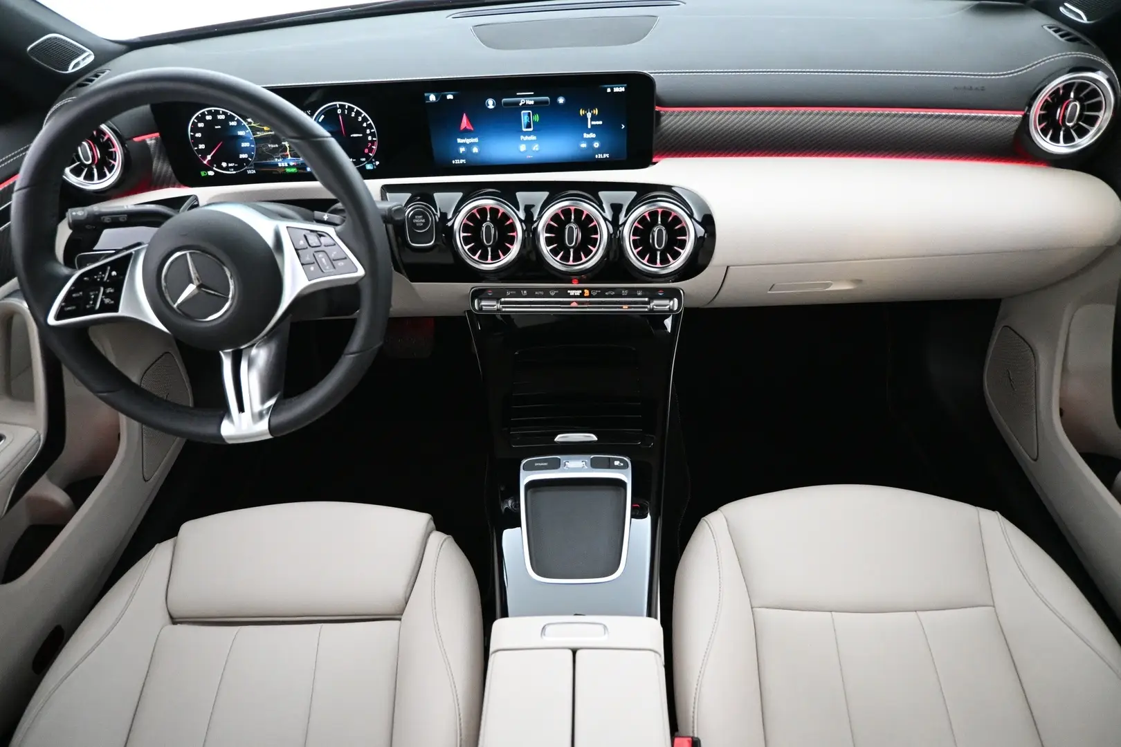 Car Image - 4qaENebTkL3GN2ZrSKG2Sg