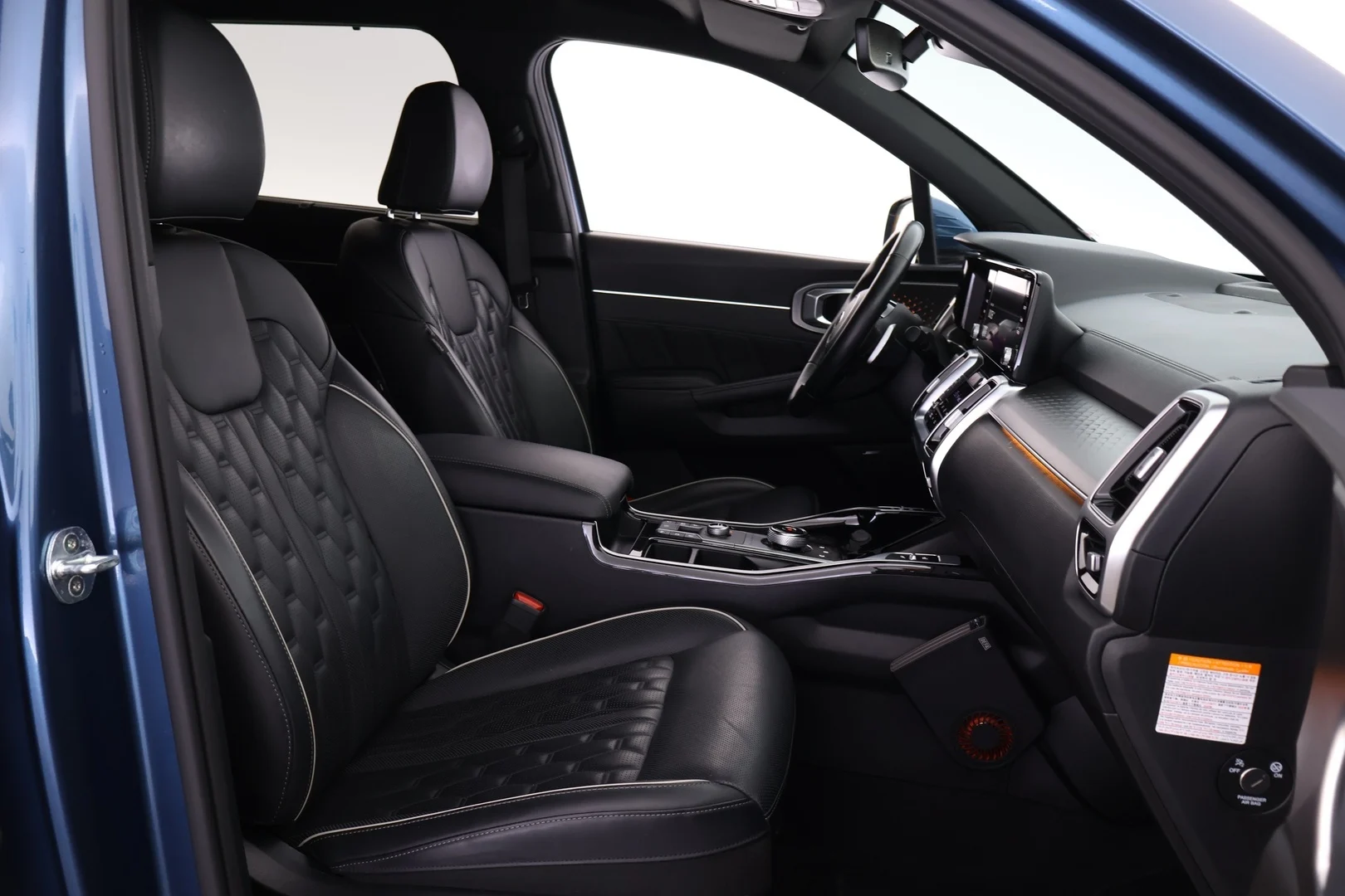 Car Image - 1A9ylQQb1DFi6UddE2rNRq