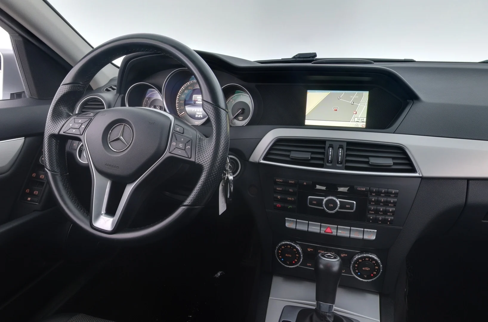 Car Image - 4mbSbRd3Mzj0tJffv3UY44