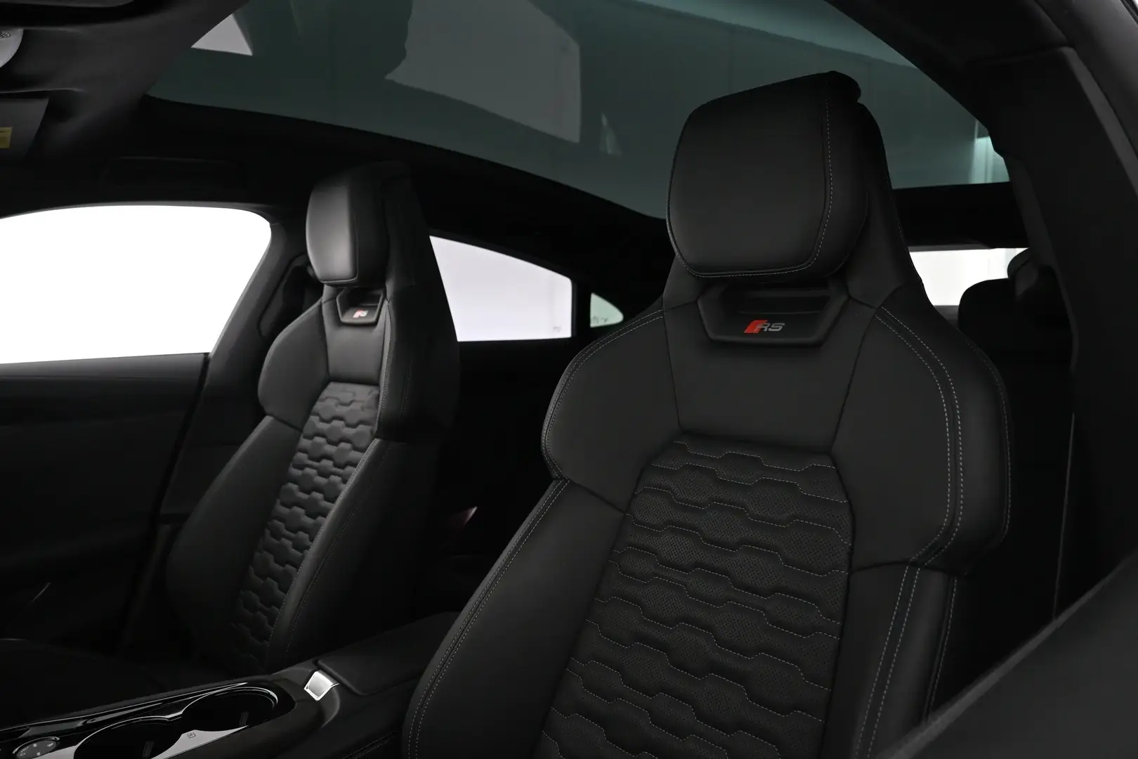 Car Image - 5XNTkiDmKdoib8flj9Dnh