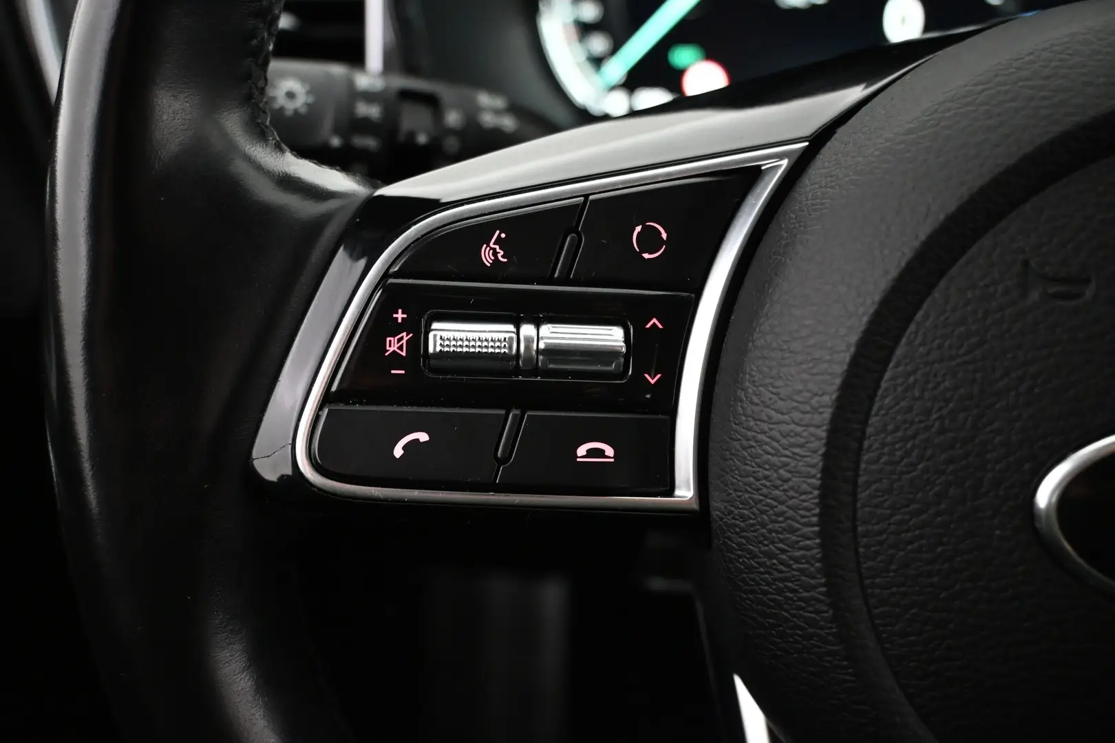 Car Image - MIKrd9A73NC8GoyEkoMG7