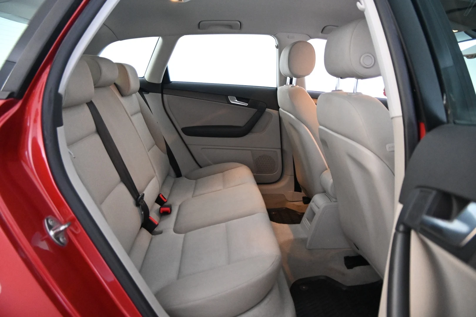 Car Image - 1mGpxGLtQSmTdFQdm9pSMl