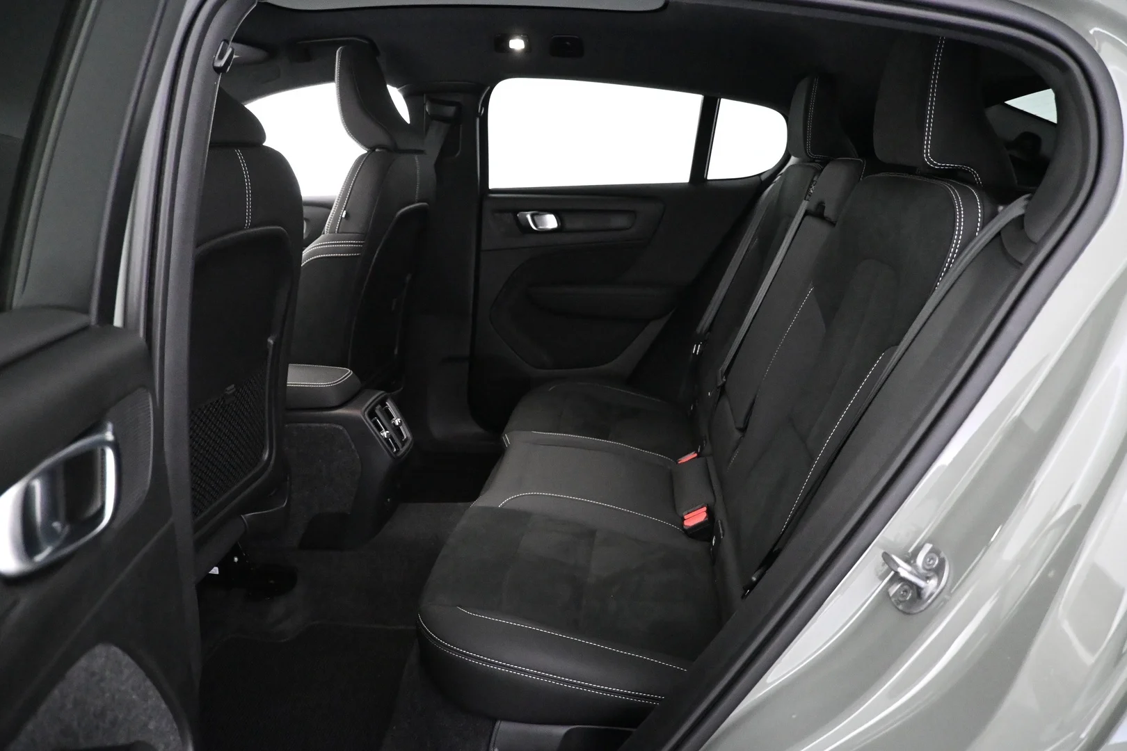 Car Image - 4fRzQJB4y0Y6S3Q8MR0VGo