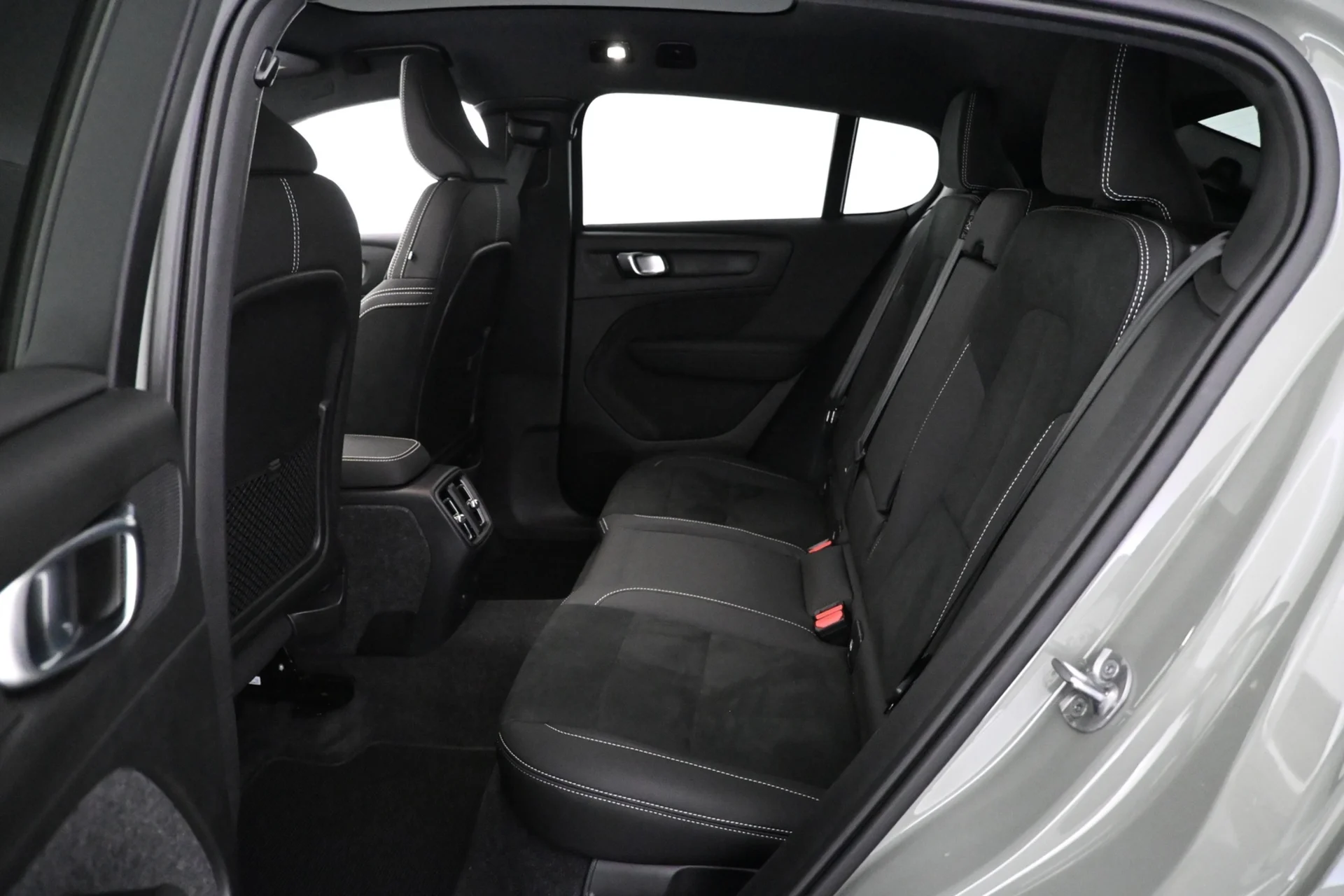 Car Image - 4fRzQJB4y0Y6S3Q8MR0VGo