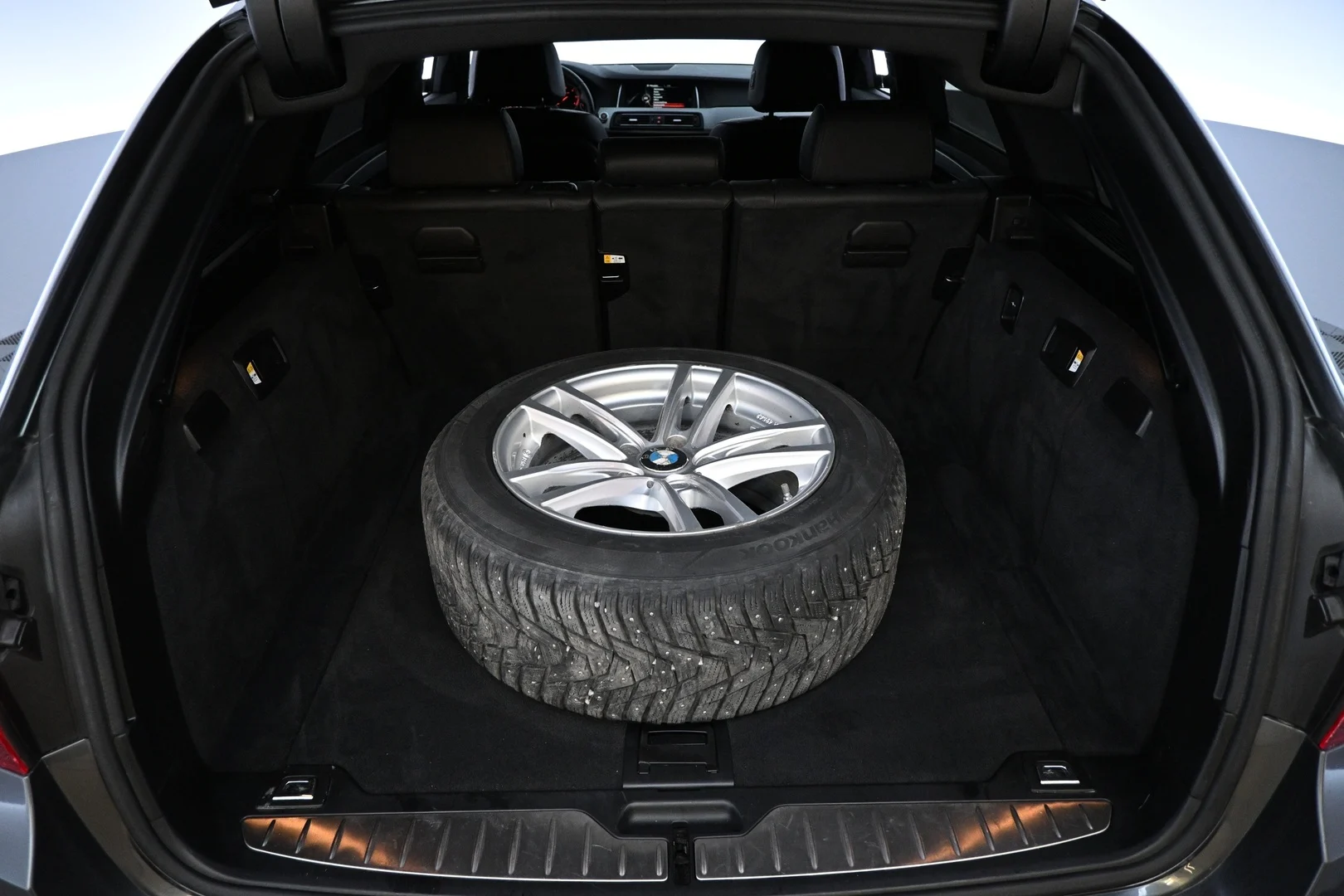 Car Image - 26Y4FCLDAGuENtNQZ5cSkU