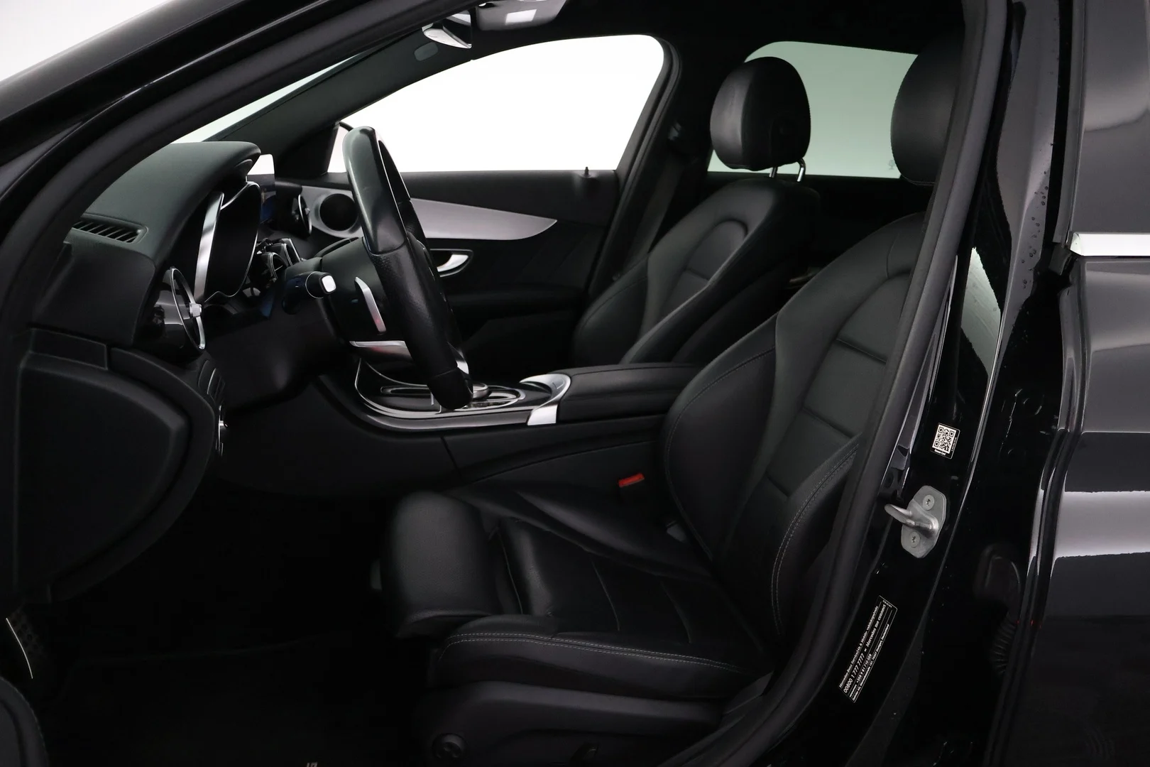 Car Image - vy95LyrUhFN5wewmFlvF1