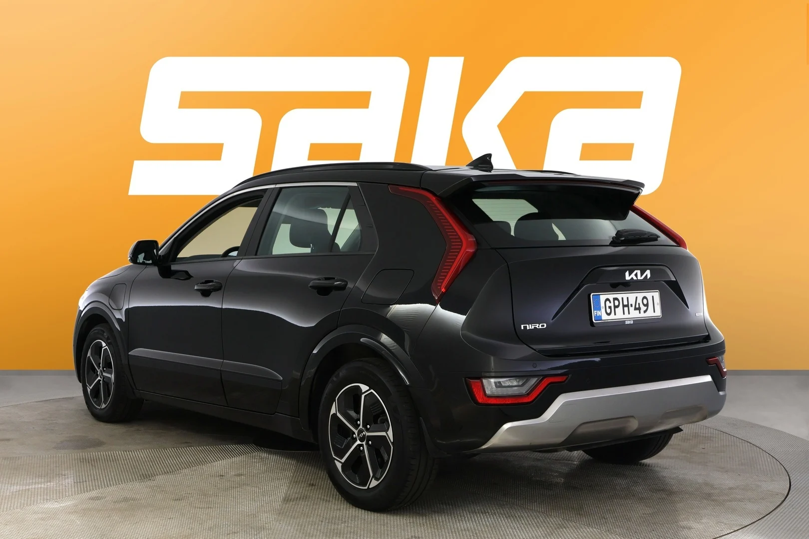 Car Image - 2QgLjPWQxruaf6wF6aLM5o