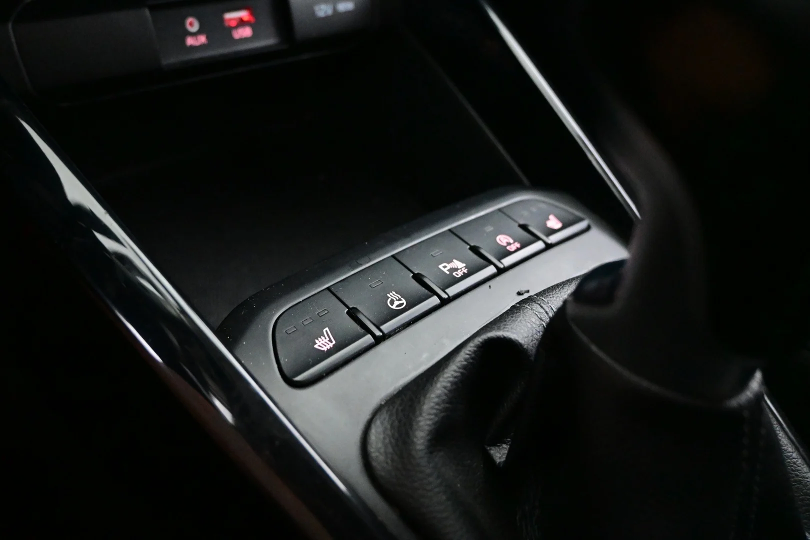 Car Image - 4N84dvMT6VJ7xVscGvd3bI