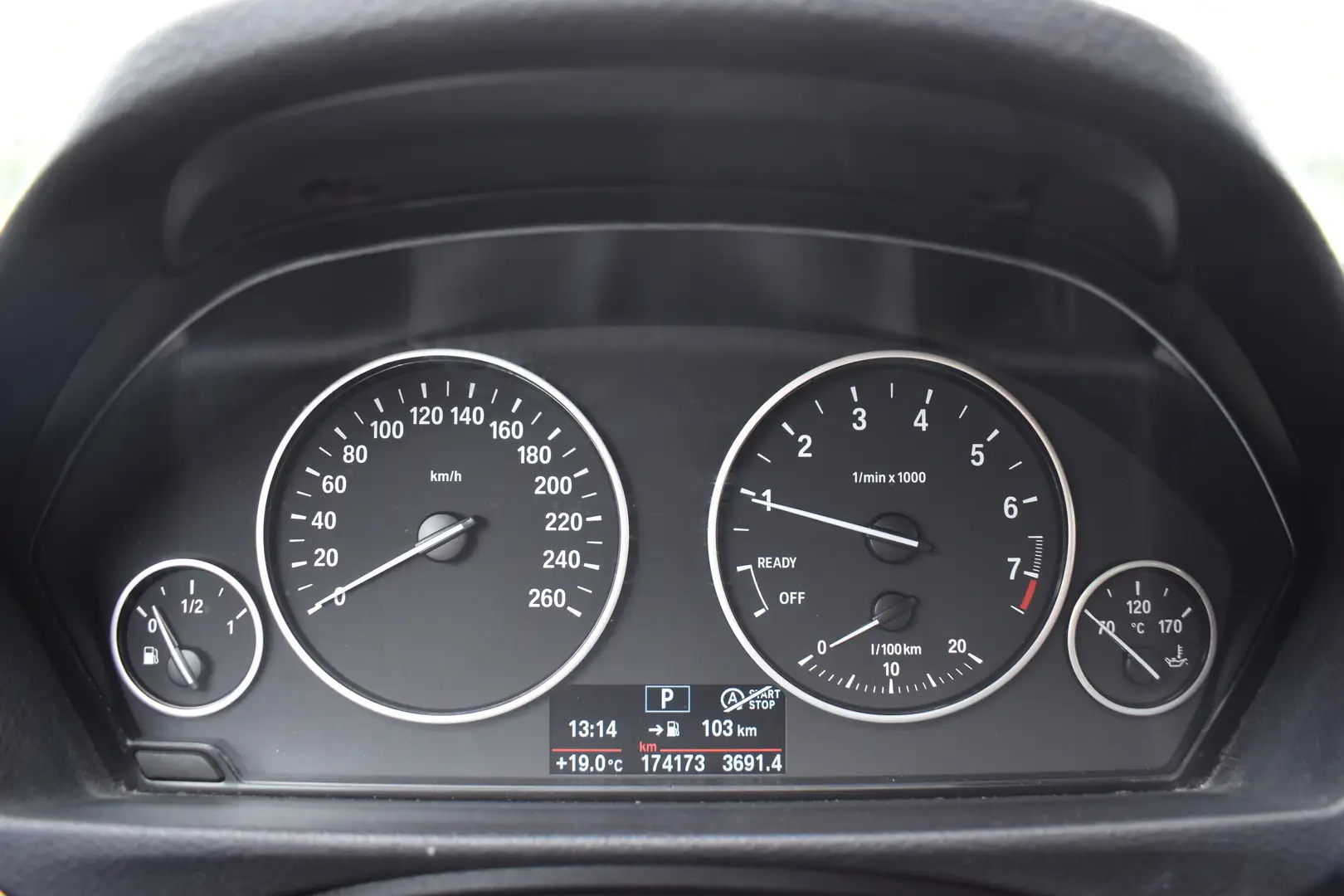Car Image - 2nuCzqbDyf6WphJR4p8GSh