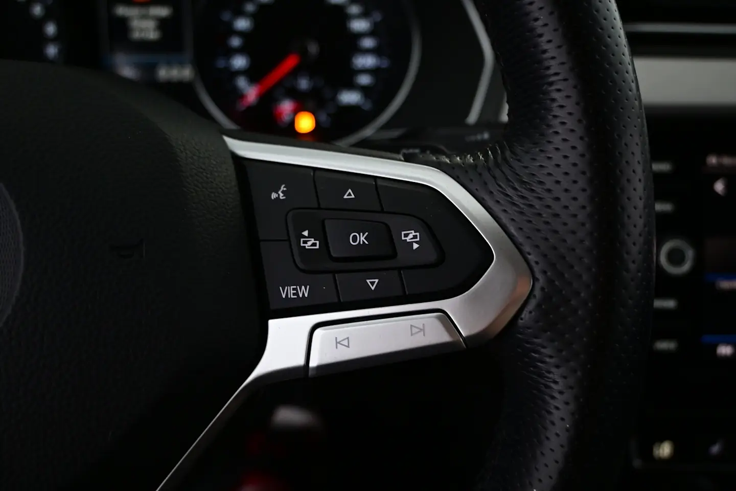 Car Image - 6sBfrKlQNtotmlhrld6aHo
