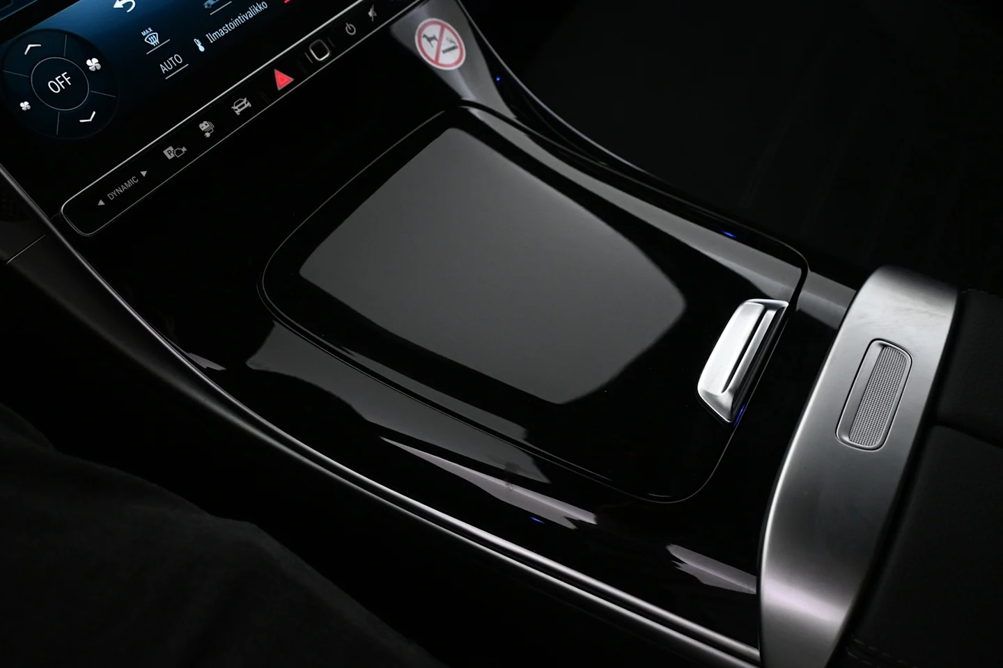 Car Image - 3DtINH4wTjwYzT19qT2pGX