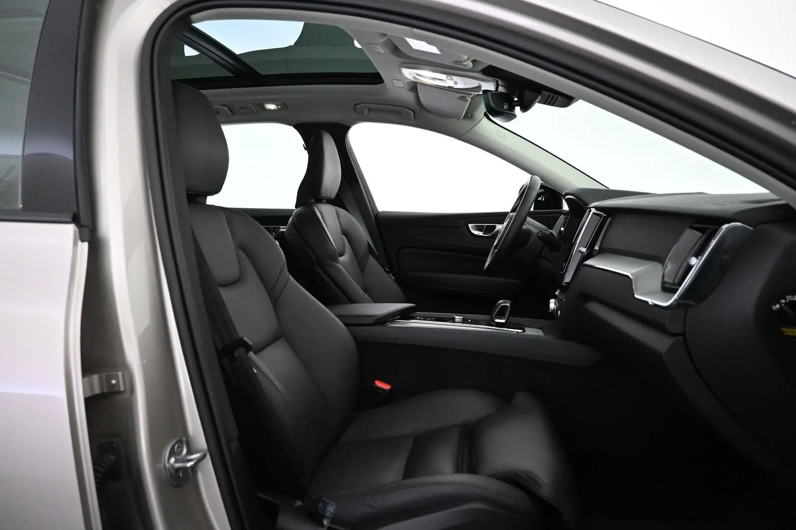 Car Image - 6bV15DpUPWJKIf401LAf6e