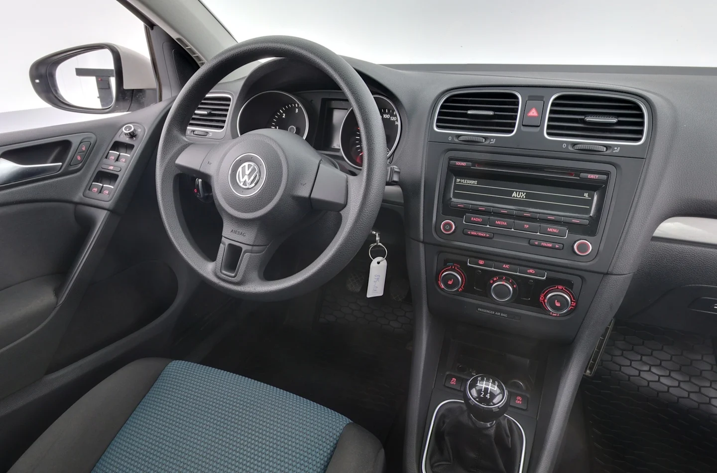 Car Image - 4PUjTZkG06DD75cKPM4Upr
