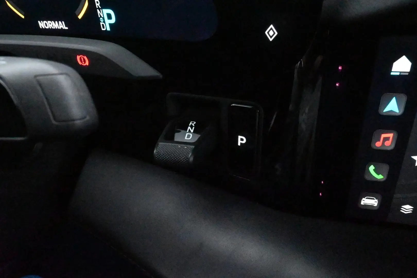 Car Image - 6nnc7MGdvUPOuC7CYTKxkW