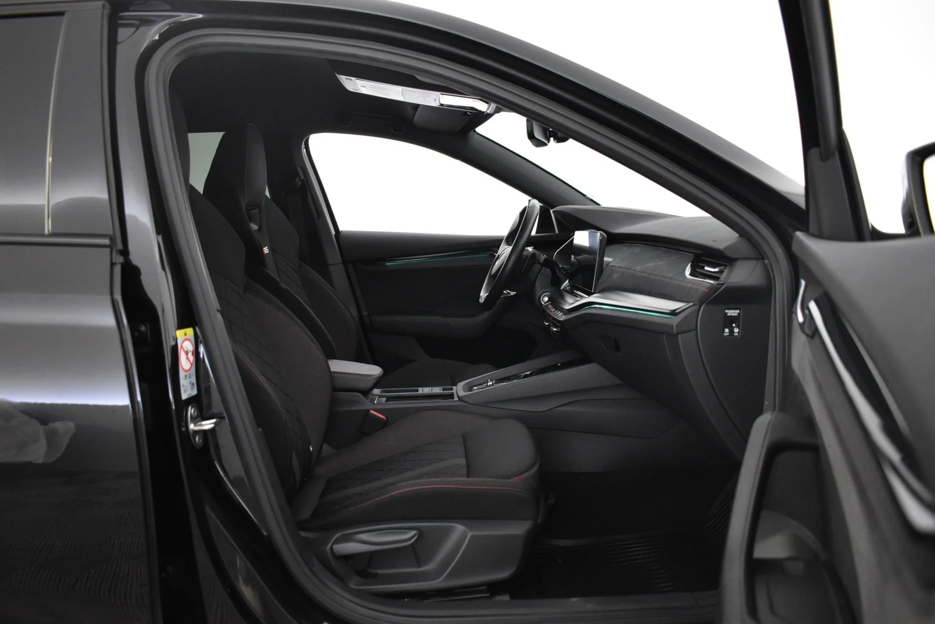 Car Image - 6MXRxYufl2UEOw0RQSQwNv
