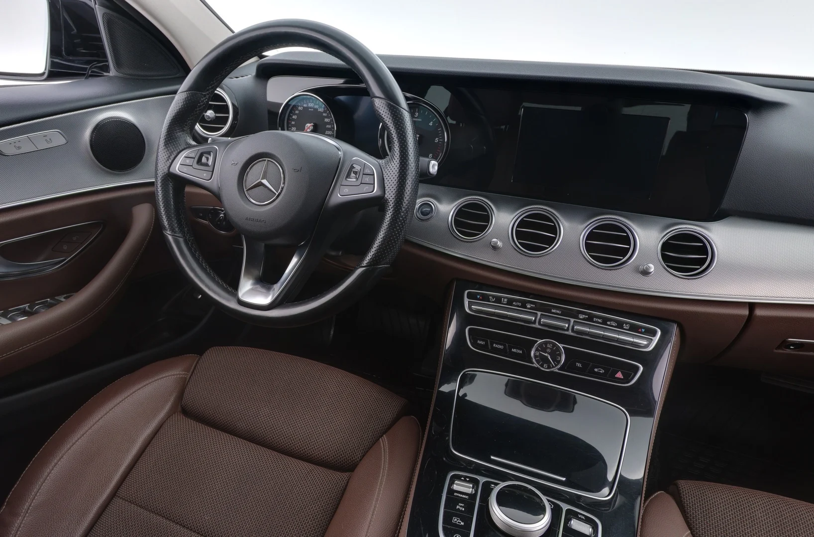 Car Image - 1QKCNIZkk4veKM7L0tP5DW