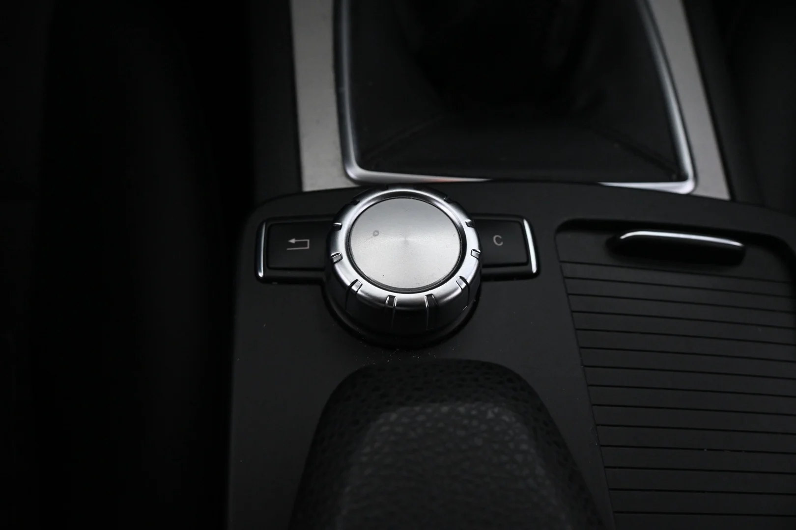 Car Image - 7nGIx8Z9BCyBrwIvFjDLn