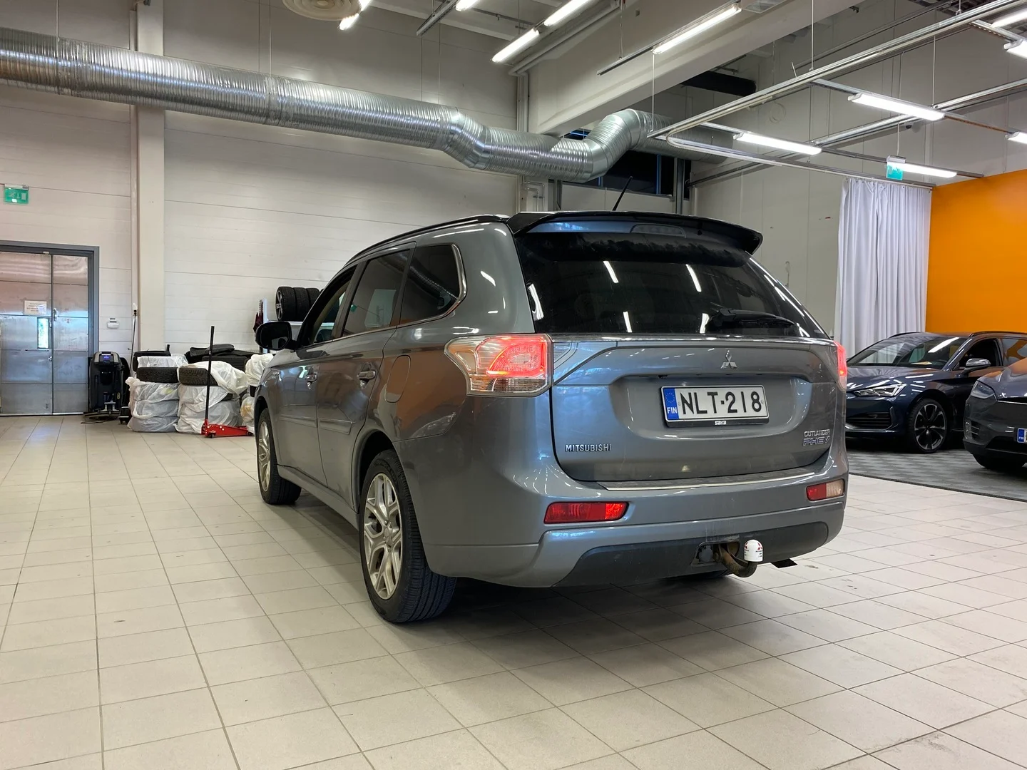 Car Image - 2IoT1PhD5C6EhNiUlXQgkq