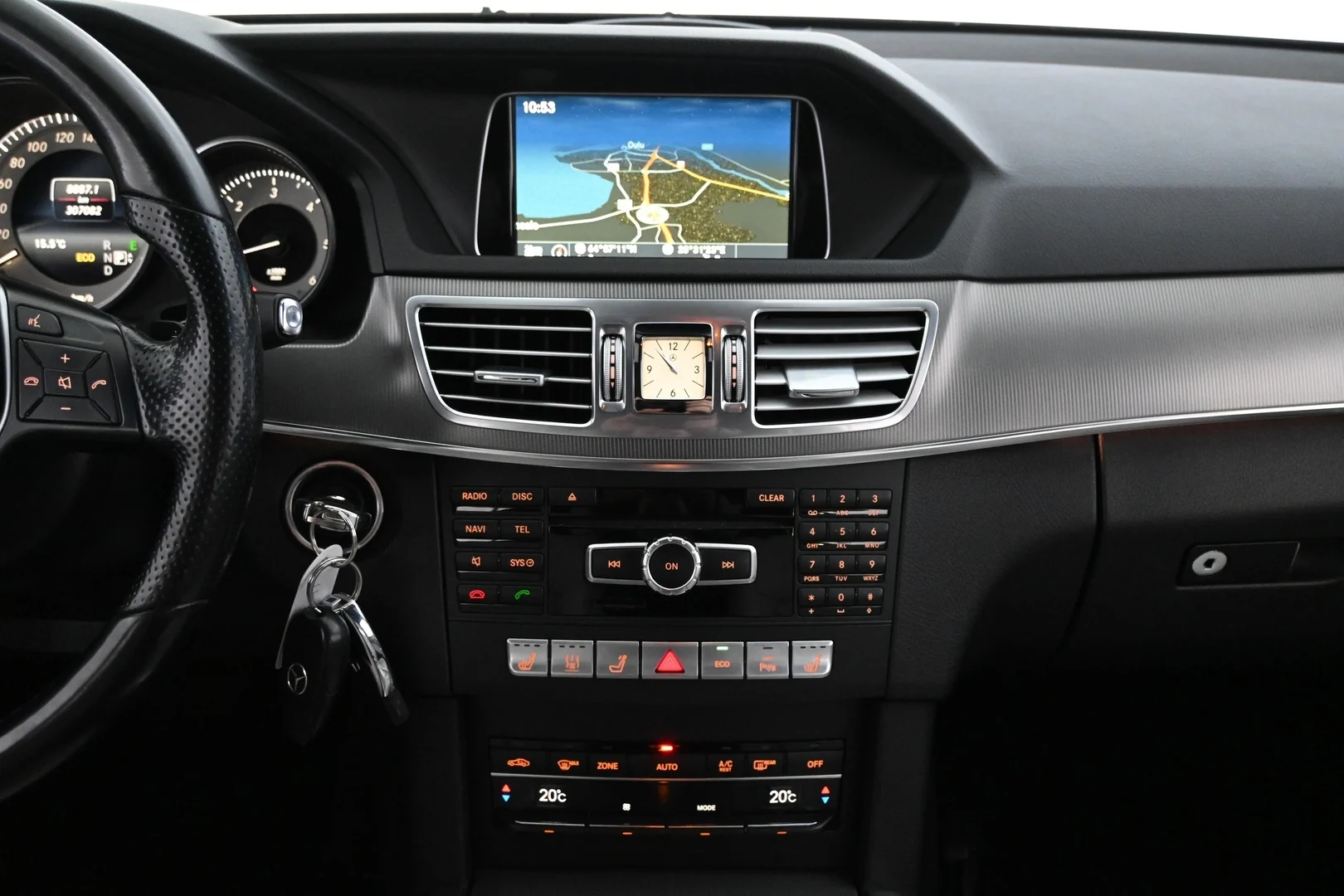 Car Image - 7fiaxOu3z0G1QMSdkim1NO