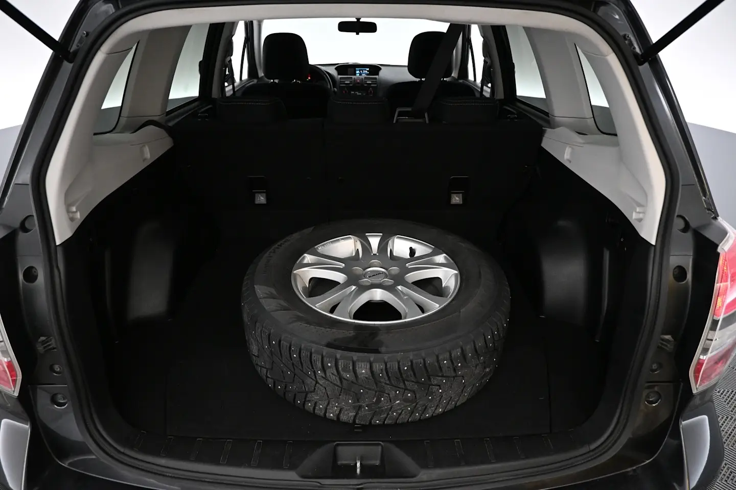 Car Image - 6HmWZYWNXPWlrvYGsKHyCi