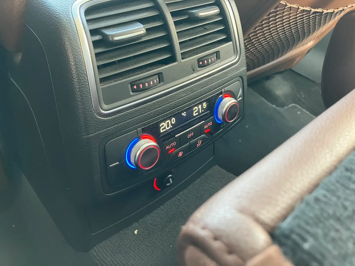 Car Image - 5jyNhnt9hopTDT2gRZMM0K