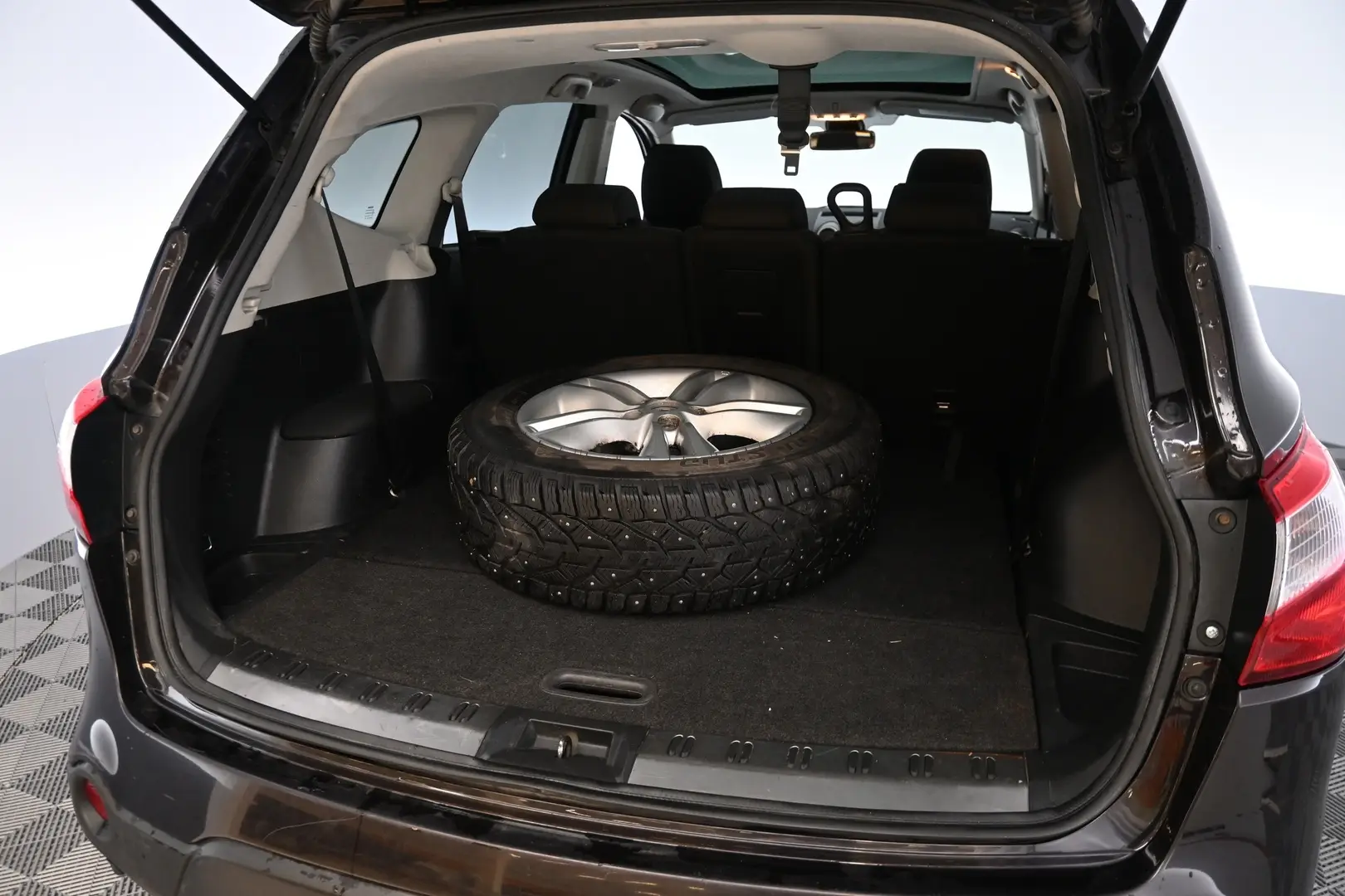 Car Image - 1GFl2NnwtfpQVKtJplZaBK