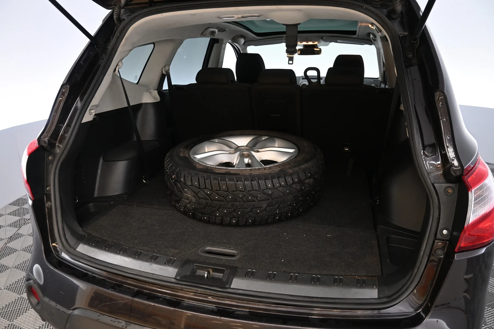 Car Image - 1GFl2NnwtfpQVKtJplZaBK