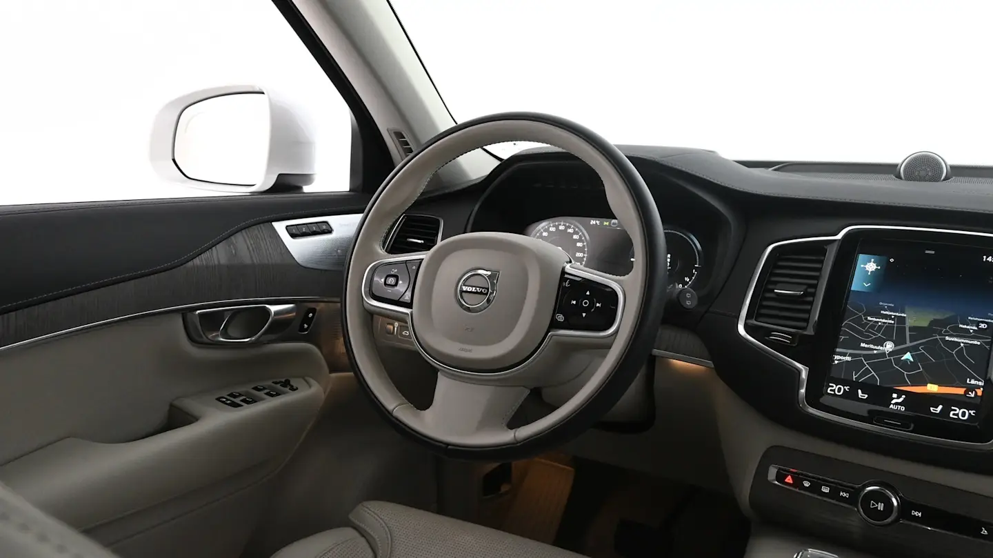 Car Image - 1uO82LuV8WuD8TvxIQ2VjJ