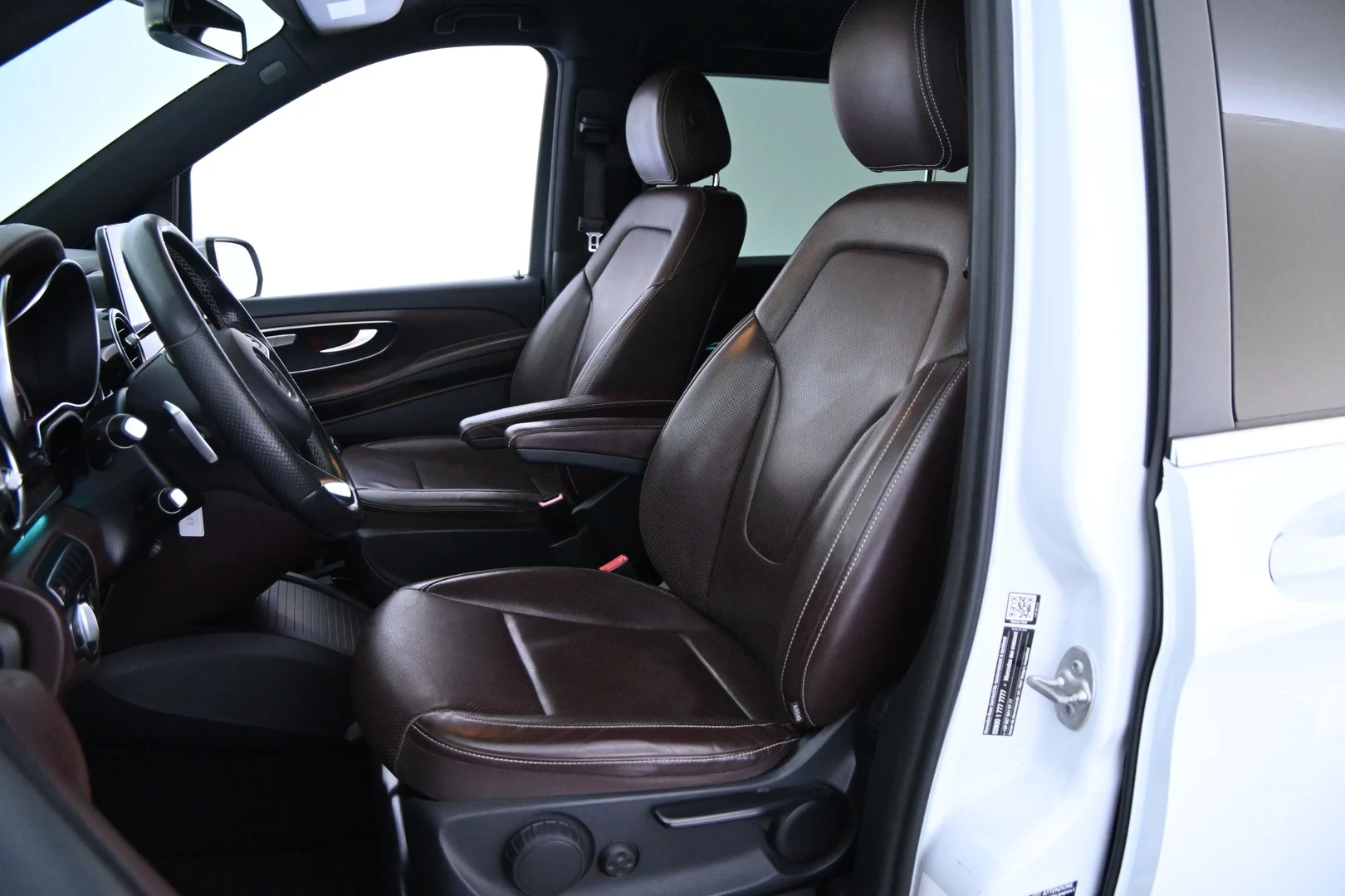 Car Image - 1GsUdBKnBLZW6qVaO1G1Z5
