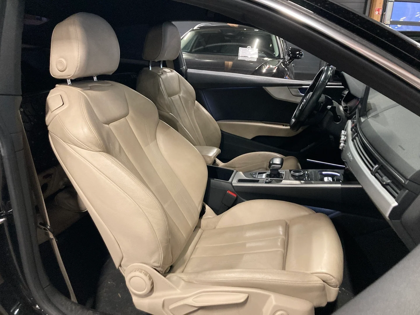 Car Image - 62ek414k0bE1sST4mZsOKg