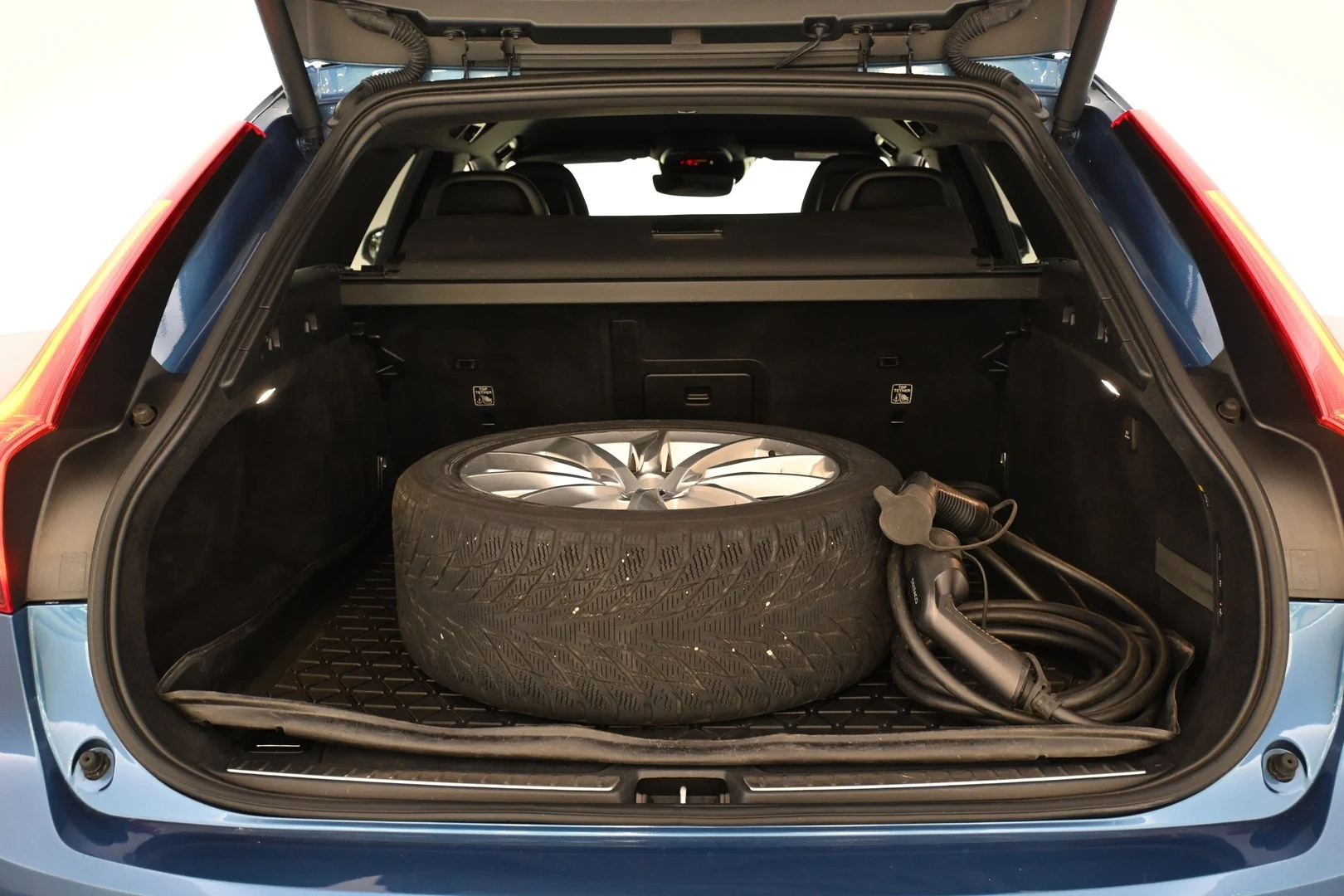 Car Image - 2dYm7XycsODulOP7AOfgx2