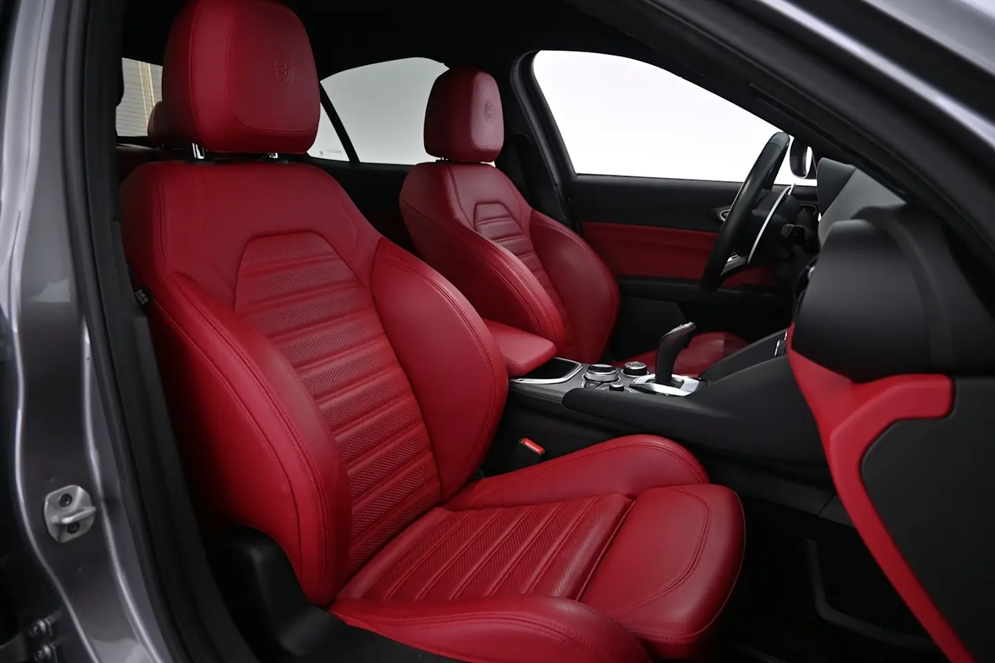 Car Image - 40x2d9h03gxLwTb3yDFep5