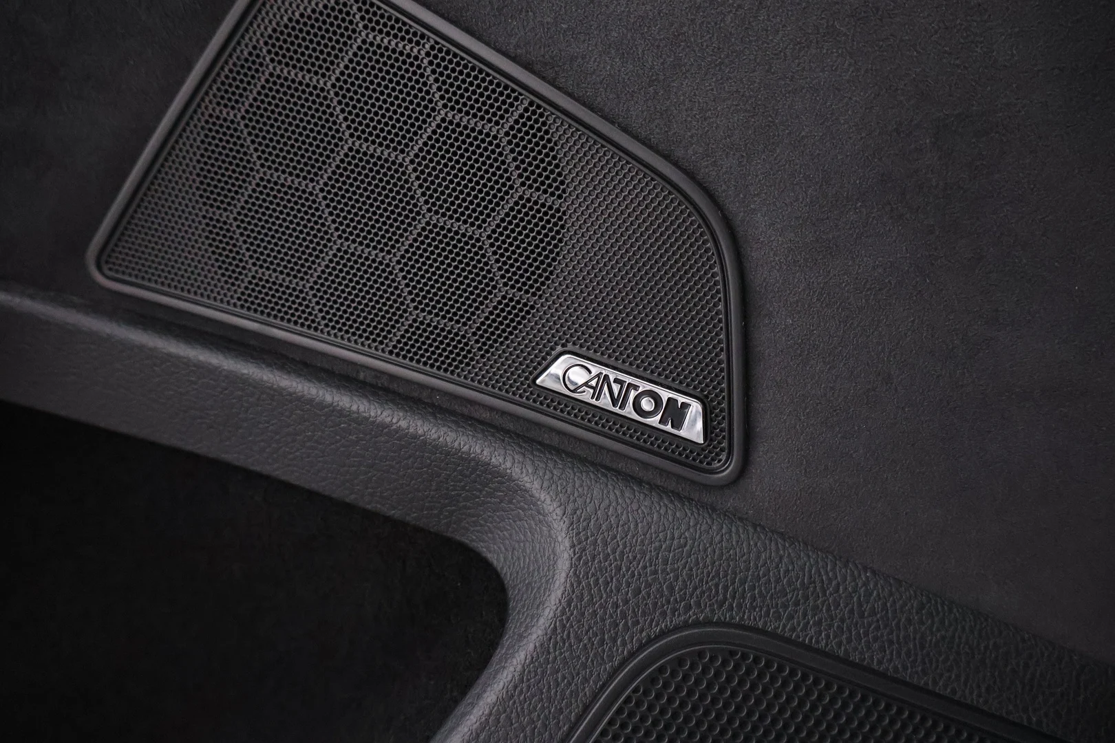 Car Image - 7FnYm6V1rkDS4VkWWBdUX4