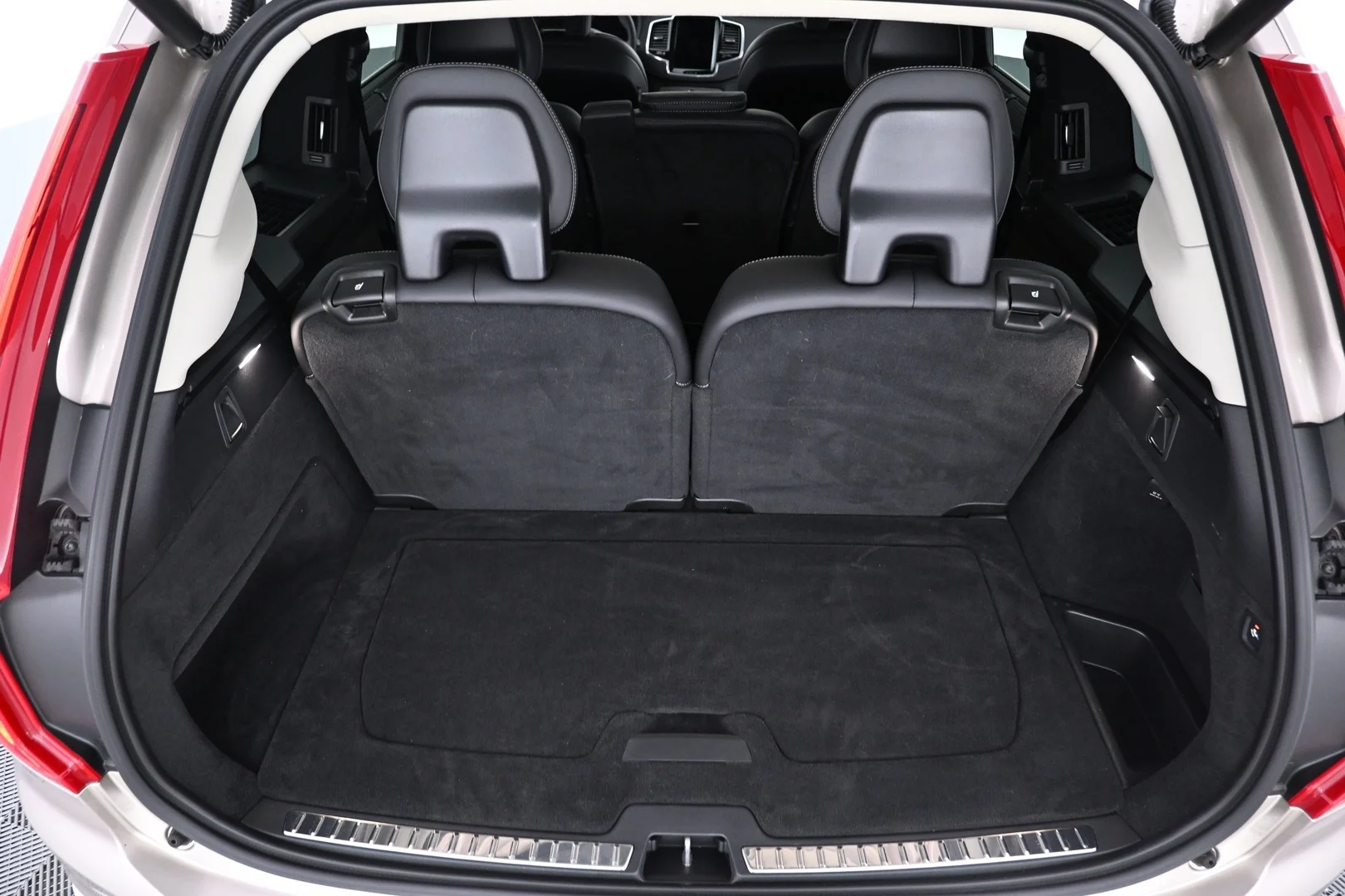 Car Image - 5Hb0M8EjDE58k74dg5L7UN