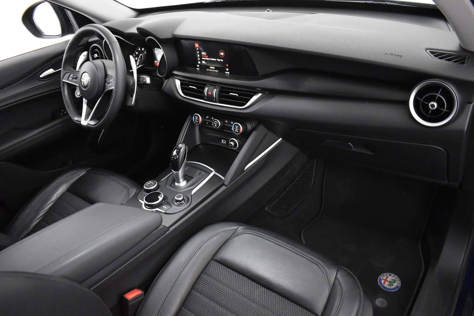 Car Image - 1cPr8cuj960HRH1tyBq9ex