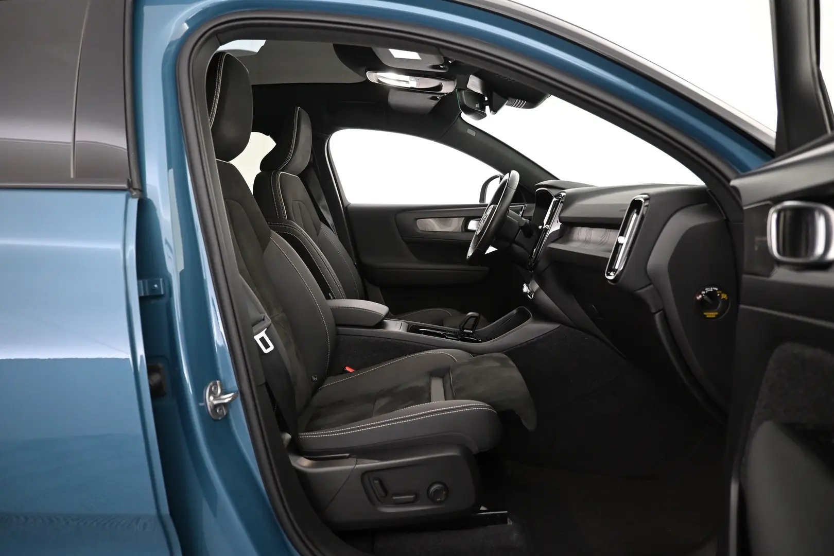 Car Image - TQIPaJtqNeWO7sPXFBkE2