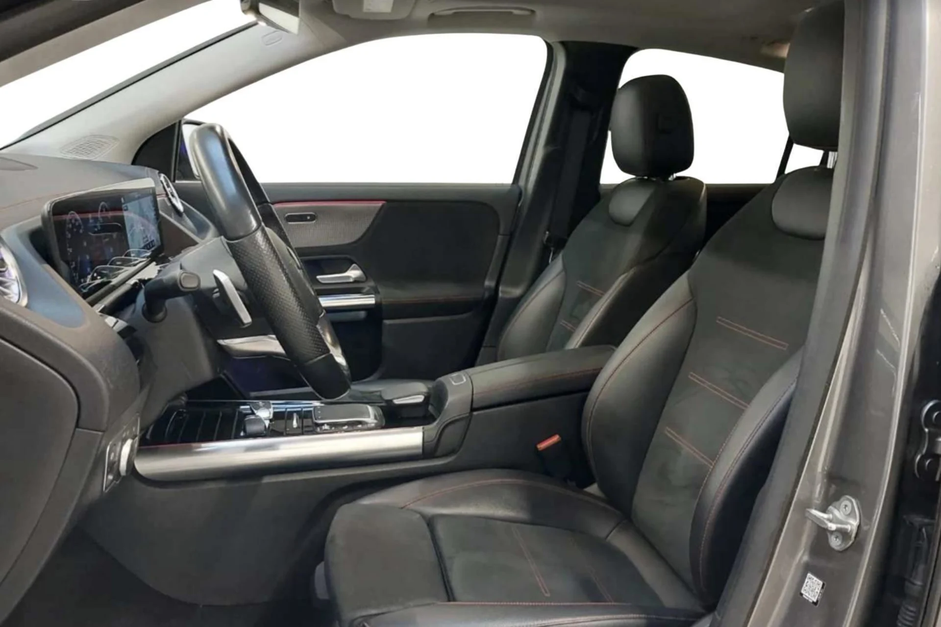 Car Image - 1v1yfM8FupvvbLqN5APmFB