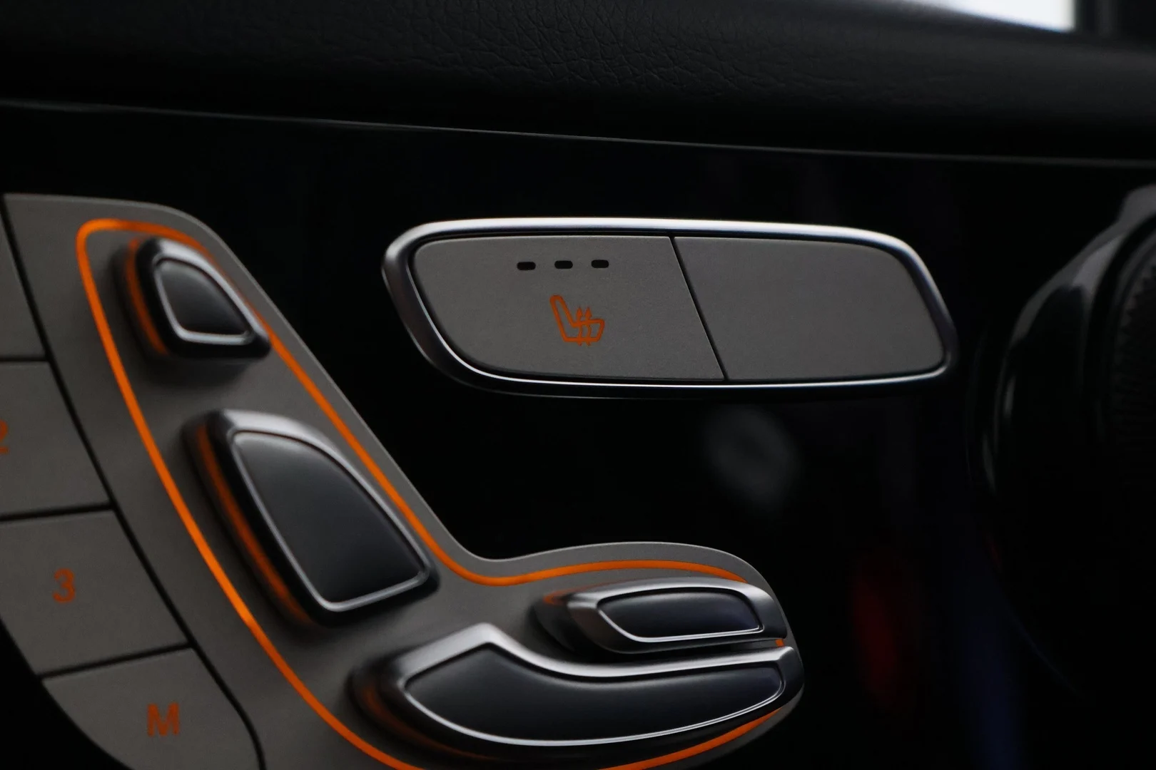 Car Image - 4OzEjLhx7dsY2F8FtXz2Sw