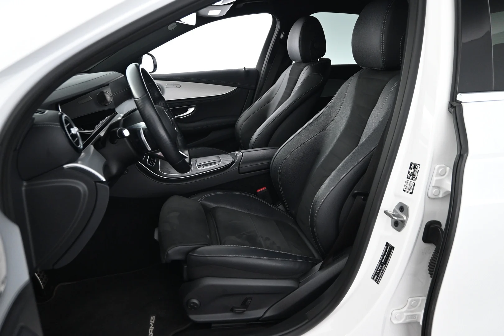 Car Image - 2Qj6aeVfOOhyZWN98nhaJA