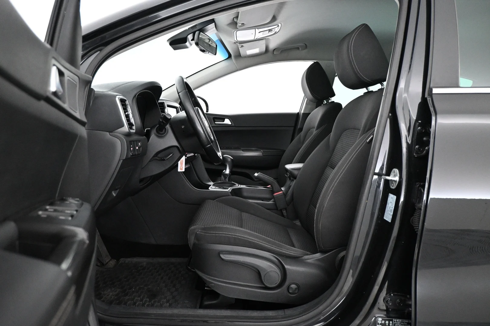 Car Image - 2x9zFfzfn5lFY9dka48wVq