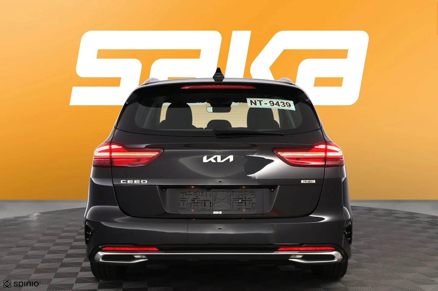 Car Image - 6CXOWXGBLV9FeXclluguZ6