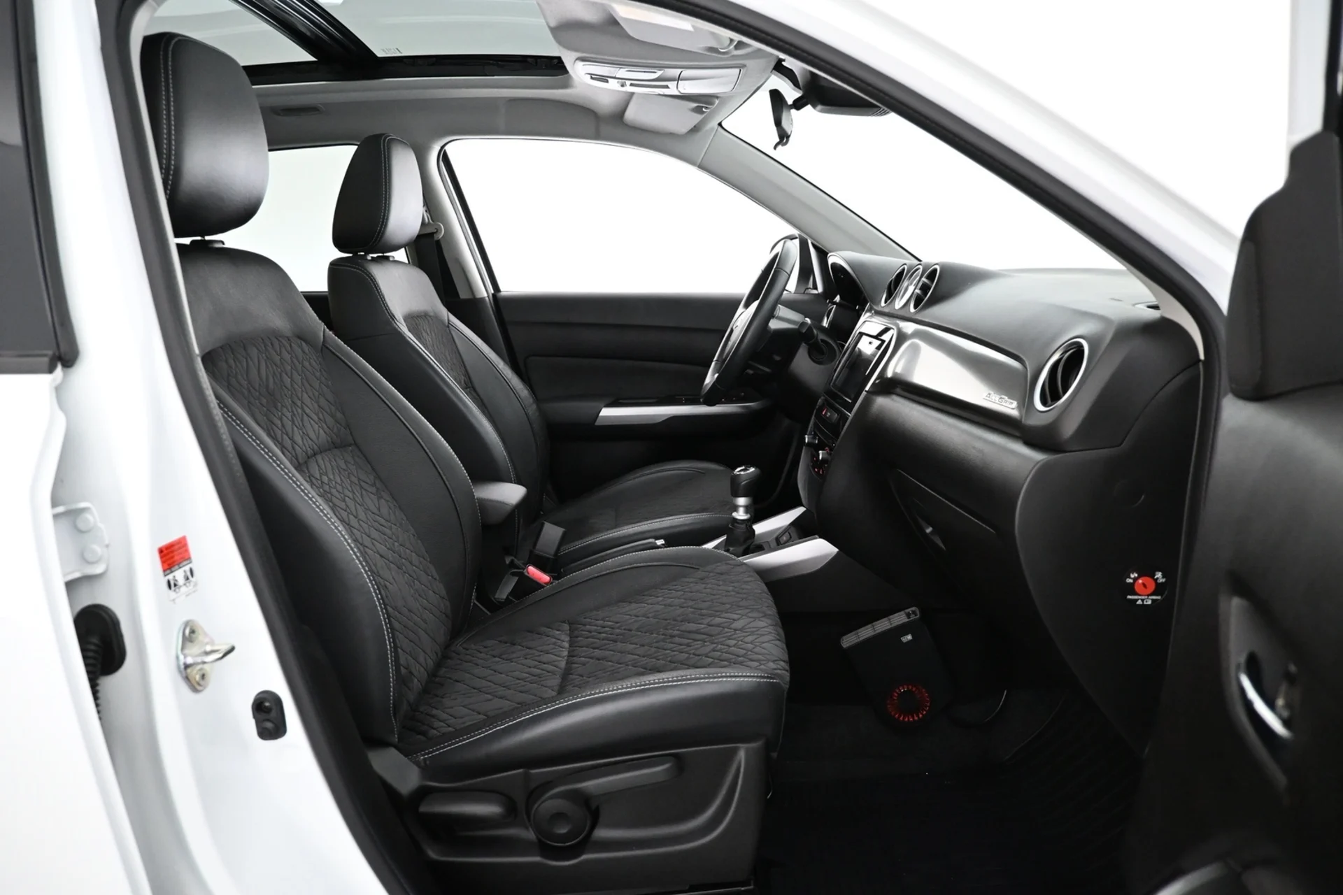 Car Image - 36Tnu4t9waHkZziGFEPBYq