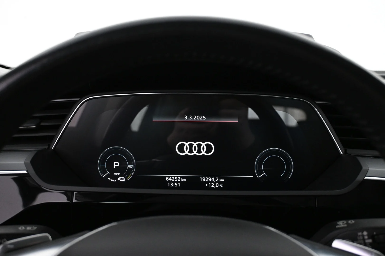Car Image - 74AlKpNgNKajDDq5t8MQ06