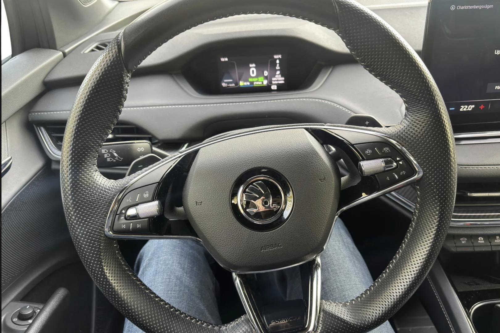 Car Image - 1c9IcmAHcKC5swZZienCns