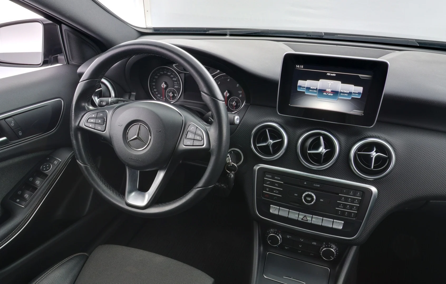 Car Image - 3VxPfisuCeFbwjtZDllHIx